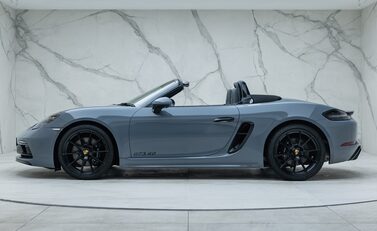Porsche 718 BOXSTER GTS PDK 6