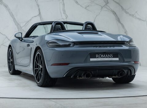 Porsche 718 BOXSTER GTS PDK 13