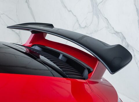 Porsche 911 CARRERA GTS (992) 35