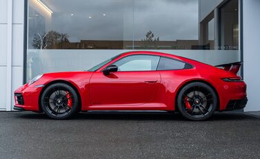 Porsche 911 CARRERA GTS (992) 3