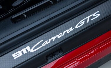 Porsche 911 CARRERA GTS (992) 30
