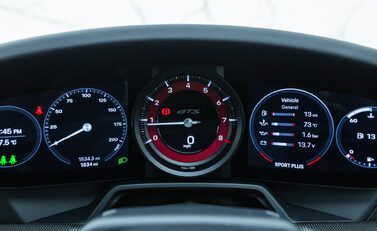 Porsche 911 CARRERA GTS (992) 20