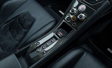 McLaren 650S LeMans 25