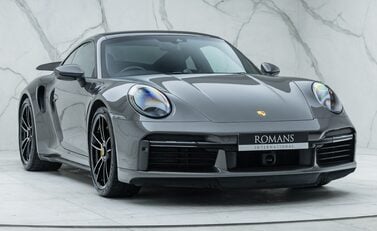 Porsche 911 (992) TURBO S 6