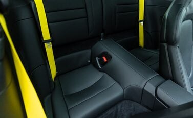 Porsche 911 (992) TURBO S 16