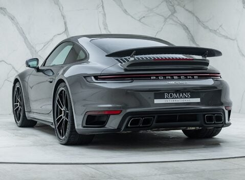 Porsche 911 (992) TURBO S 7