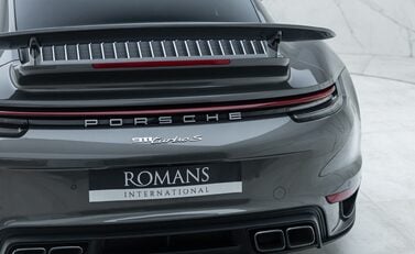 Porsche 911 (992) TURBO S 29