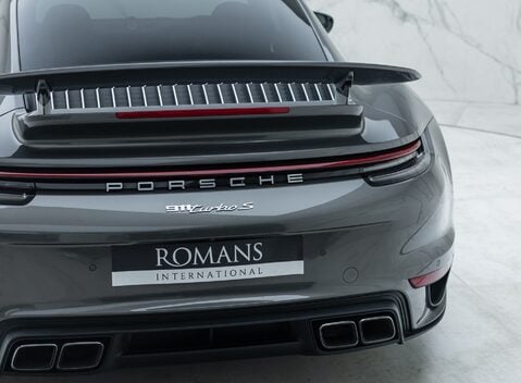 Porsche 911 (992) TURBO S 29