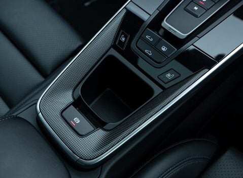 Porsche 911 (992) TURBO S 24