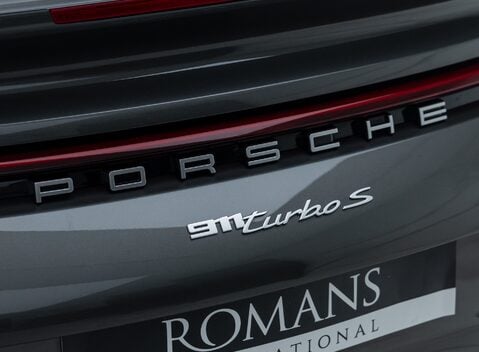 Porsche 911 (992) TURBO S 32