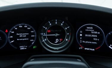 Porsche 911 (992) TURBO S 17