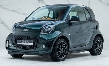 Smart Fortwo Coupe RACING GREEN EDITION 1