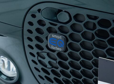 Smart Fortwo Coupe RACING GREEN EDITION 46