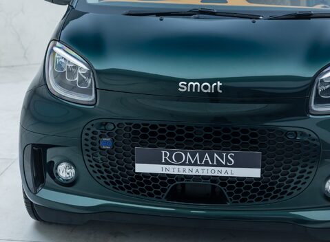 Smart Fortwo Coupe RACING GREEN EDITION 42