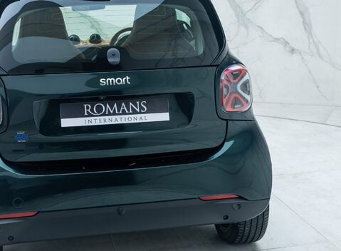 Smart Fortwo Coupe RACING GREEN EDITION 43