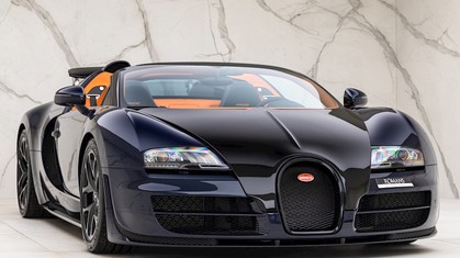 Personalised Bugatti Veyron at Dubai Motor Show 