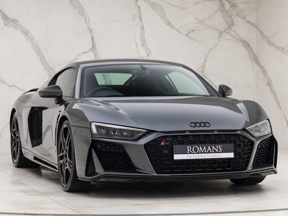 The Audi R8 V10 Plus to adopt the S-Tronic gearbox
