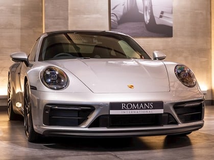 Porsche 991 Series expands further with Carrera 4 and 4S