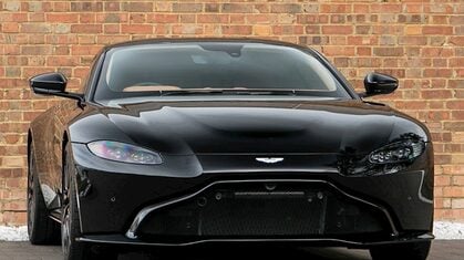 Aston Martin Vantage vs Porsche 911 Turbo: Which Is Better?