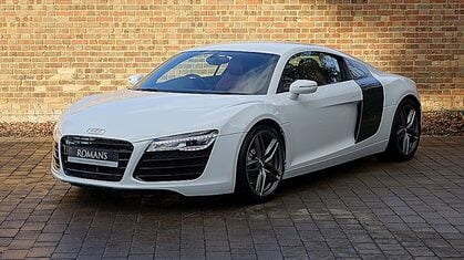 Audi R8 vs Porsche 911 GT3: Which Is Better?