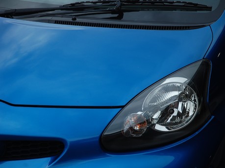 Toyota Aygo BLUE VVT-I 4