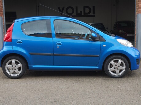 Peugeot 107 MILLESIM 5