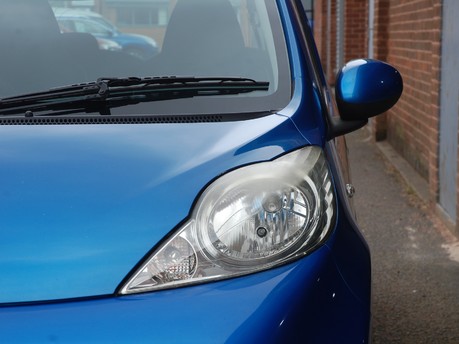 Peugeot 107 MILLESIM 10