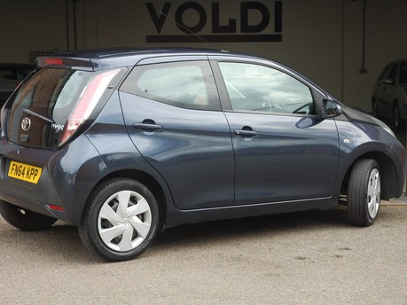 Toyota Aygo VVT-I X-PLAY 3