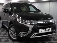 Mitsubishi Outlander PHEV 5H 18