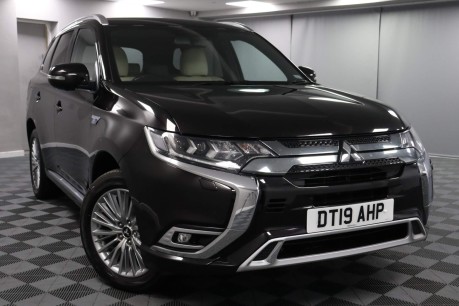 Mitsubishi Outlander PHEV 5H 18