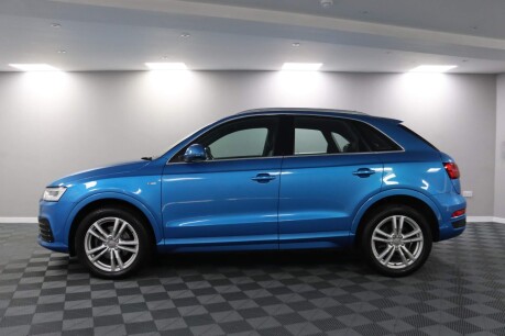 Audi Q3 TDI S LINE NAVIGATION 17