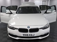 BMW 3 Series 330D LUXURY 6