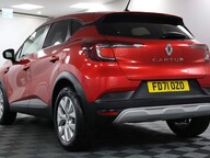 Renault Captur ICONIC TCE 22