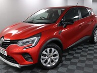 Renault Captur ICONIC TCE 20