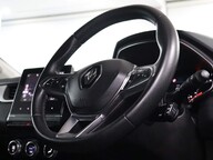 Renault Captur ICONIC TCE 37