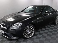 Mercedes-Benz SLC SLC 200 AMG LINE 23