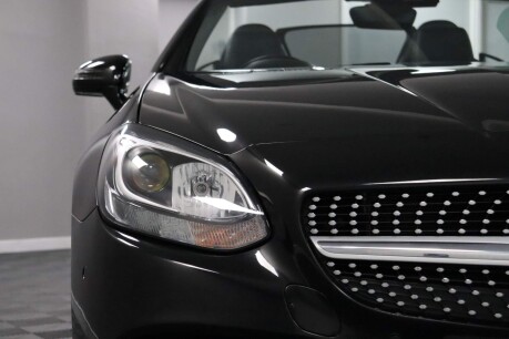 Mercedes-Benz SLC SLC 200 AMG LINE 28