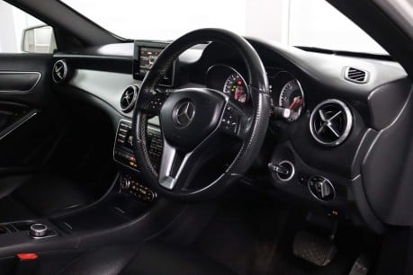 Mercedes-Benz GLA Class GLA220 CDI 4MATIC SPORT PREMIUM PLUS 3