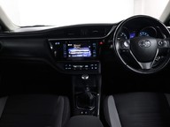 Toyota Auris VVT-I ICON 41