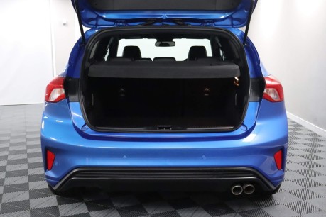 Ford Focus ST-LINE X 14