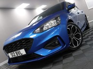 Ford Focus ST-LINE X 32