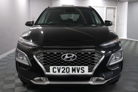 Hyundai KONA PREMIUM 2