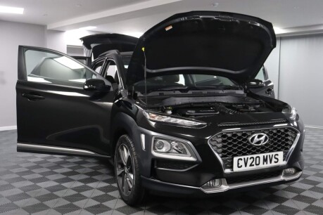 Hyundai KONA PREMIUM 15