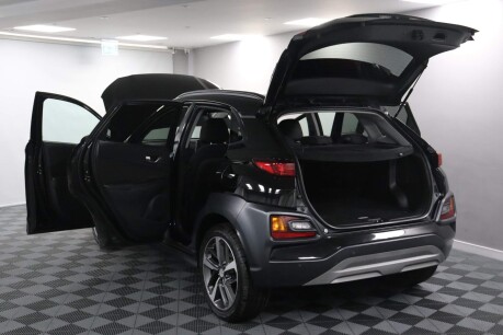 Hyundai KONA PREMIUM 21