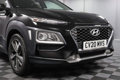 Hyundai KONA PREMIUM 24