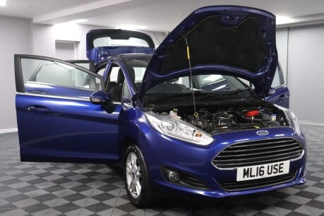 Ford Fiesta ZETEC 15