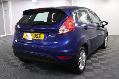 Ford Fiesta ZETEC 11