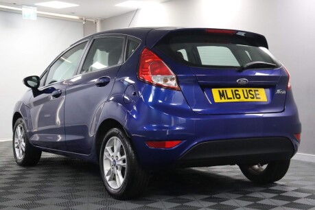 Ford Fiesta ZETEC 22