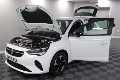 Vauxhall Corsa SE NAV 16