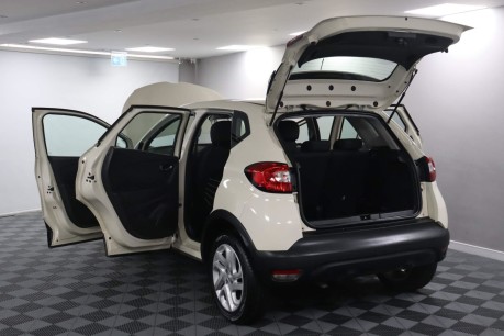 Renault Captur DYNAMIQUE NAV TCE 21